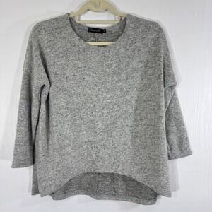 Amaryllis Women's Heather Gray Long Sleeve Hi-Low Hem‎ Soft Sweater Size S